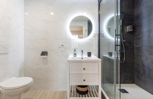 Vaires-sur-Marne Apartment | Absolute calm, terrace and private parking - Between Paris and Disney