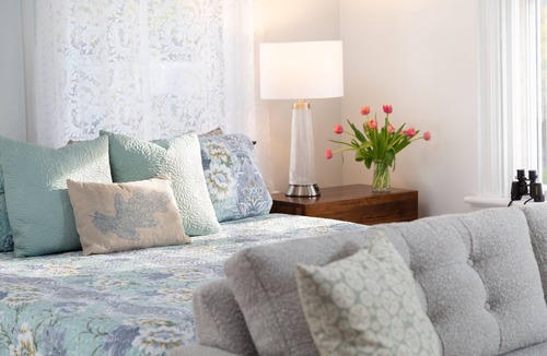 Top of the Hill Bed & Breakfast | Admiral Sims' House
