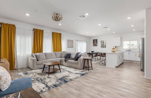 Murrieta House | Adorable 4-bedroom house with a loft in tranquil Murrieta,