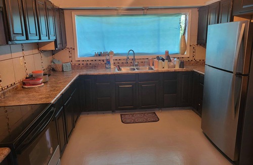 Monroe House | Affordable 7-bedroom house on the bayou in Monroe