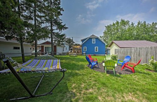 Two Rivers House | 'AJ's Retreat' w/Deck: Walk to Lake Michigan!