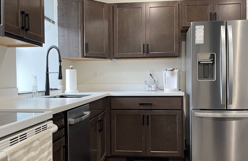 Houghton Apartment | Along Portage Canal - Downtown Suite