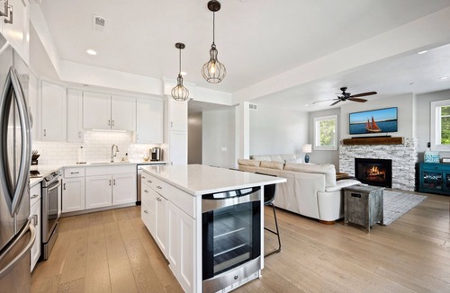 Sister Bay Condo | Amazing High End Condo in the heart of Sister Bay with a Stunning Waterview!