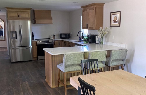 Lewes House | Amazing in town Lewes location Completely renovated to be spacious n comfortable