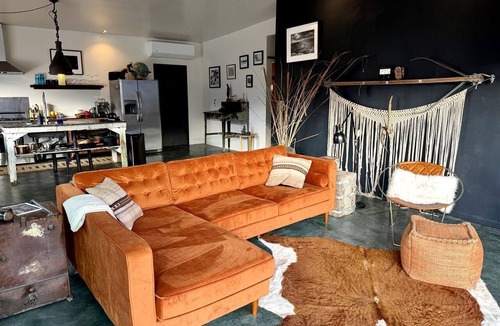 Lone Pine Cabin | Amazing Lone Pine Cabin for Glamping in California