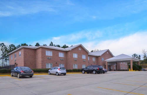 Wiggins Hotel | Americas Best Value Inn Wiggins
