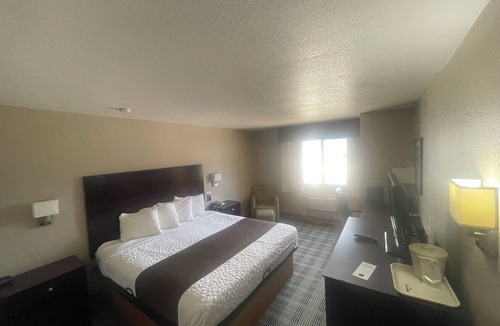 Council Bluffs Hotel | AmericInn Council Bluffs IA