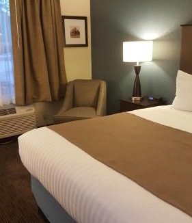 Burnsville Hotel | AmericInn & Suites Burnsville, MN