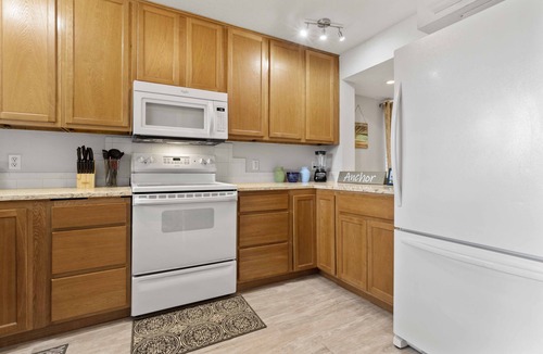 Gulfport House | *Anchor Townhome w/Gulf views* Walk to beach/seafood