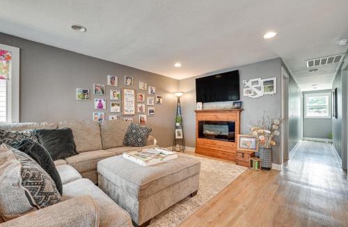 Clarion House | Angler's Cottage on Lake Cornelia: Pets Welcome!