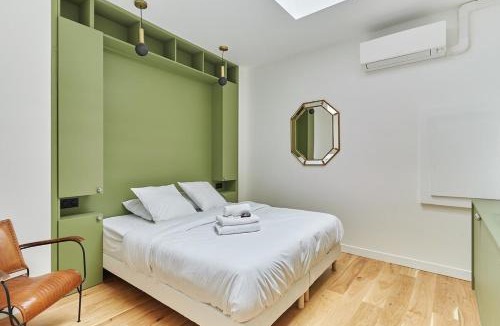 Charonne Apartment | Apartment Loft Père Lachaise by Studio prestige