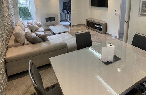 Rosny-sous-Bois Apartment | Apartment near Paris and Disney land