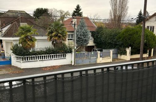 Chelles Apartment | Appart’ chaleureux proche Paris