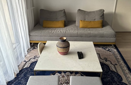 Les Puces de Saint-Ouen Apartment | Appartement Idéal Pour les Familles, Proche de Paris et des Futurs JO !
