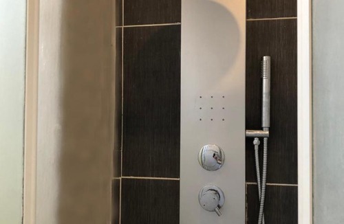 Quartier de la Plaine-de-Monceaux Apartment | Appartement 17m2 près des Champs-Élysées