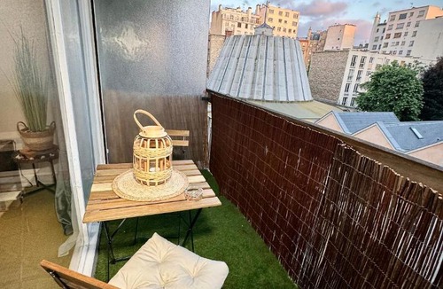 Saint-Lambert Apartment | Appartement avec piscine