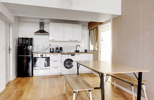 19th Arrondissement Apartment | Appartement chic proche Parc de la Villette – 4P