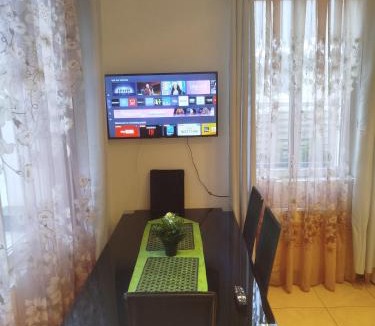 Gagny Apartment | Appartement indépendant 33m carré dans une maison de ville - Blue