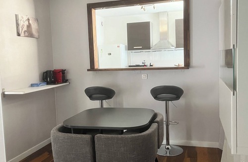 Front de Lac Apartment | Appartement Près de Paris. Métro Créteil Préfecture Ligne 8