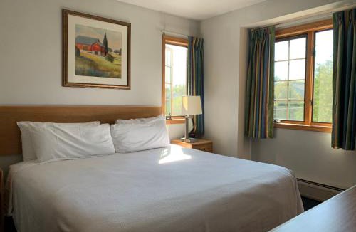 Fish Creek Hotel | AppleCreek Resort-Hotel & Suites