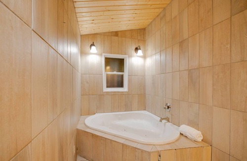 Lake Arrowhead Hotel | Arrowhead Tree Top Lodge