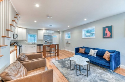 Washington Villa | Ash Abode - Free Secured Parking