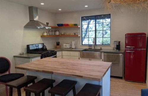 Cloverdale Cottage | Asti Ridge Ranch - Private One Bedroom Cottage