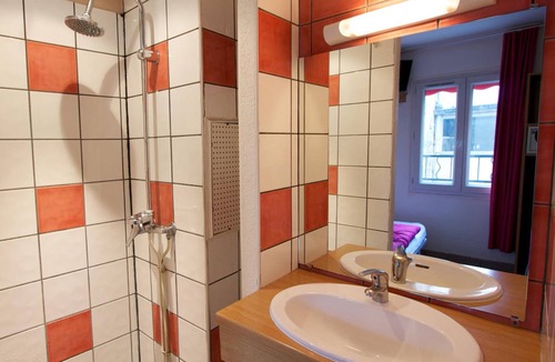 Bercy Hostel | Auberge Internationale des Jeunes - Hostel