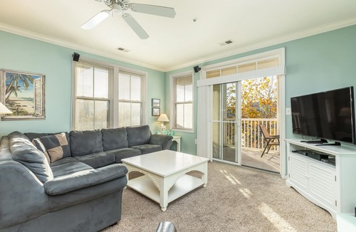 Sunset Island House | August Discounts and Short Stays Sunset Island 4 Fountain Drive East, Unit 3A