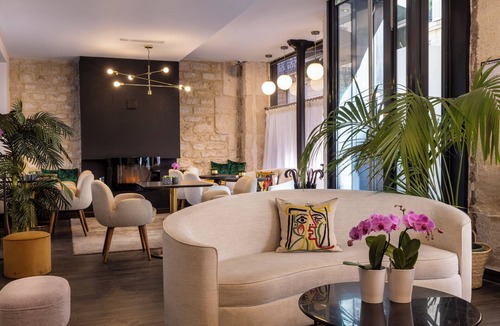 Saint-Vincent-de-Paul Hotel | Avalon Cosy Hotel Paris Gare du Nord