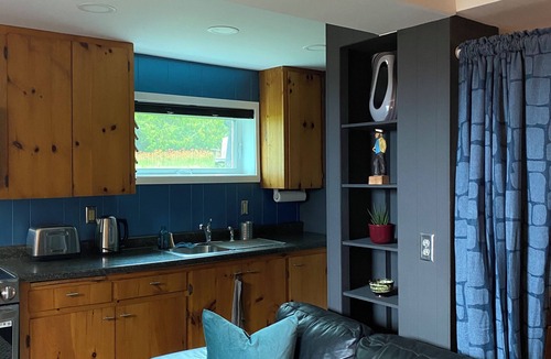 Grand Marais Apartment | Avalon Guesthouse : Garden Studio