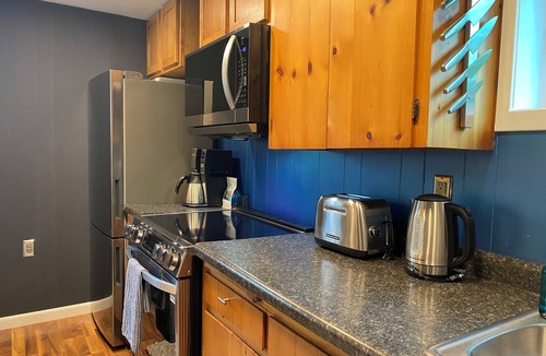 Grand Marais Apartment | Avalon Guesthouse : Garden Studio