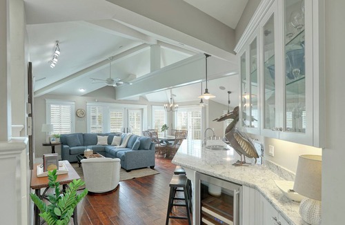 Avila Beach Condo | Avila Good Life - A luxury 2 Bdrm condo 3 houses from beach with ocean views