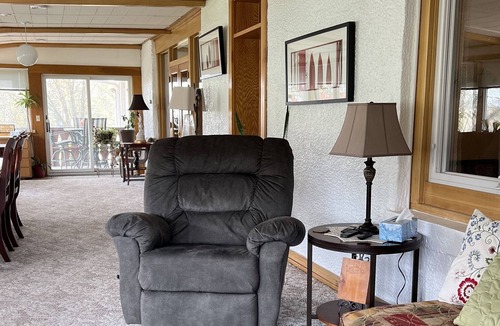 Richland Center Apartment | Awesome Little Penthouse