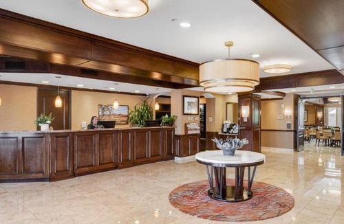 Moreno Valley Hotel | Ayres Hotel & Spa Moreno Valley/Riverside