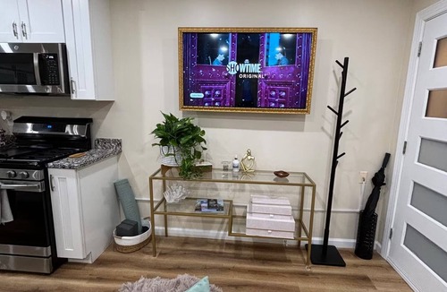 Brookland Condo | #AzureNights - Posh 1 BR suite with patio oasis