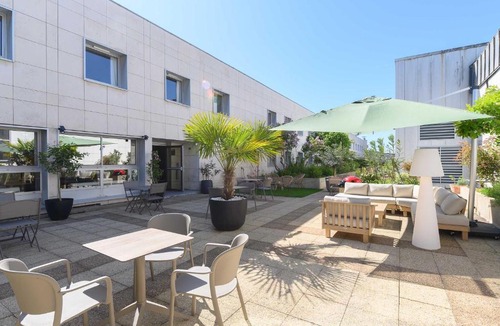 Le Chesnay Hotel | B&B HOTEL Versailles Le Chesnay