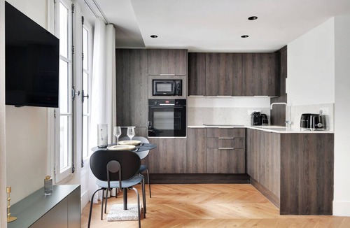 Madeleine Hotel | B48 Paris Haussmann