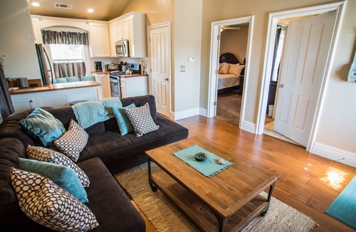 Paso Robles Condo | Baby Bliss-All the Bliss you need, in downtown Paso Robles!