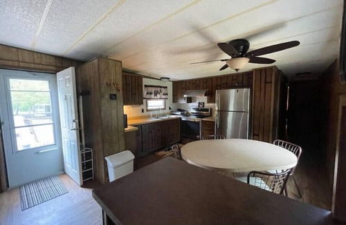 Crivitz House | Backwoods Hideaway.nIts Fo-Rest, Relaxation, & Smore