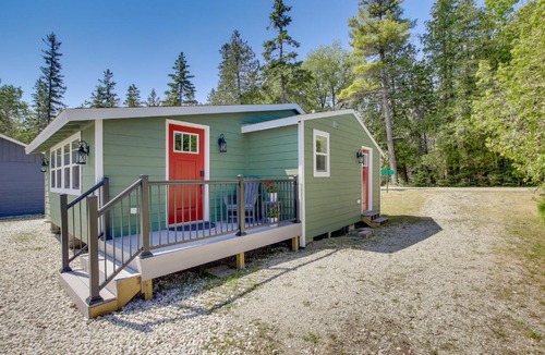 North Bay House | Baileys Harbor Waterfront Vacation Rental w/Grill