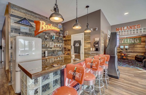 Deerwood Cabin | Barn Style House on Birch Lake