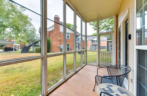 Mid City South Condo | Baton Rouge Condo w/Community Pool: 6 Mi to LSU!