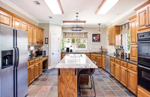Port Vincent House | Bayou Breeze Retreat w/Pool & River Access