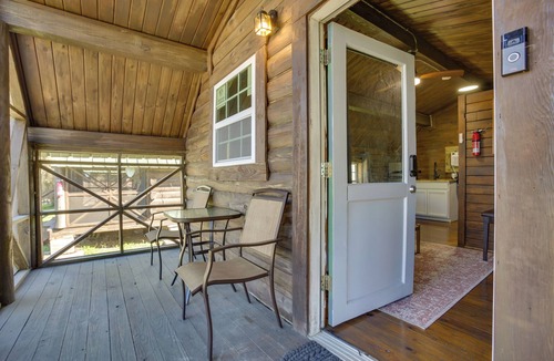 Crown Point Apartment | Bayou Cabin w/Heated Pool Access Near NOLA!