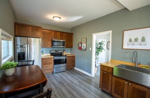 Endion House | Bayview House, Heirloom Vacations