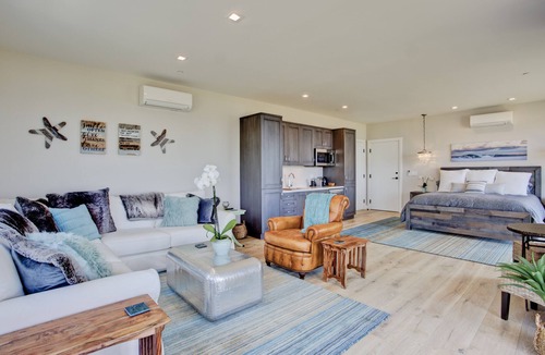 Toro Canyon Apartment | Beach front Sea Loft in Santa Barbara. Weekly discounts. Best beach sunsets!