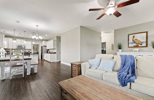 Waveland House | Beach House, 0.1 miles to the beach, clean and well stocked.