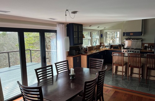 Brewster House | Beaches & Harbor Minutes Away. Perfect For Large Families/Reunions. Central AC