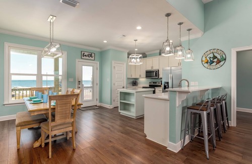 Dauphin Island House | Beachfront Escape with Private Pool, Pet Friendly and Short Walk to Public Beach
